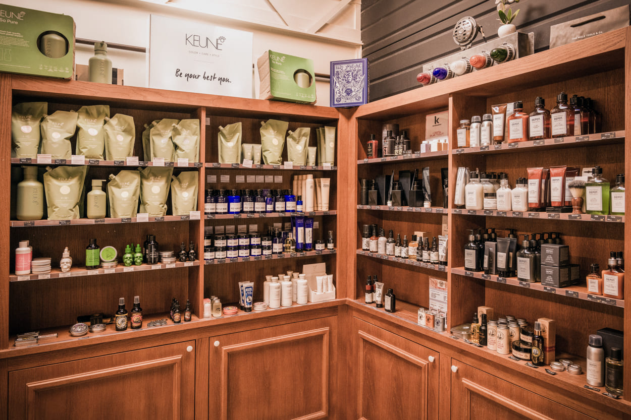 Présentoire produits partenaires Chicago Concept store